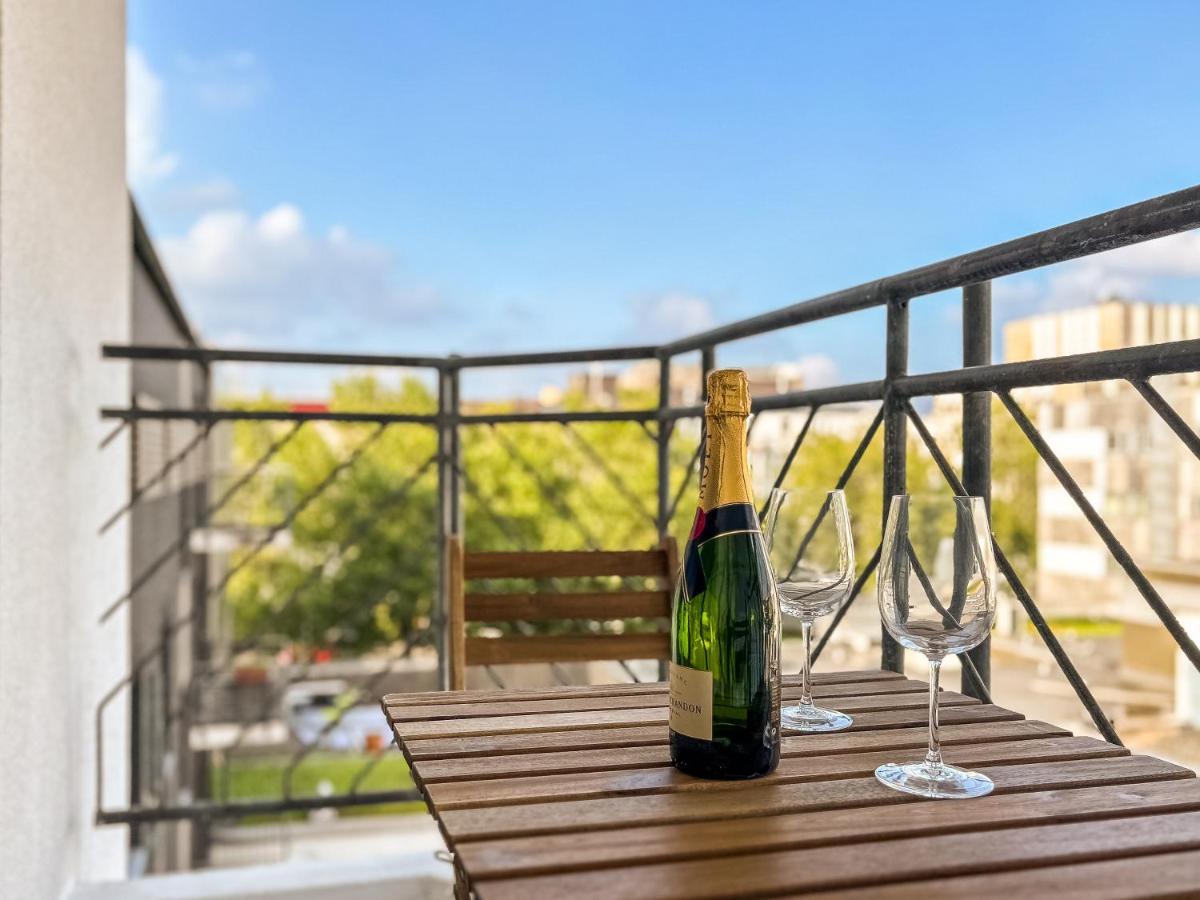 Design-Apartment - Bochum Zentrum - 2 Balkons - 118M2 - Netflix Ngoại thất bức ảnh